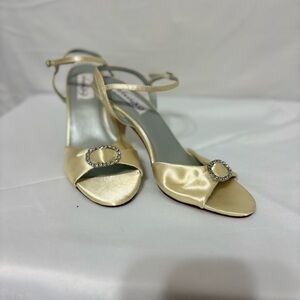 Vintage Dyeables brand women's strappy slingback heels